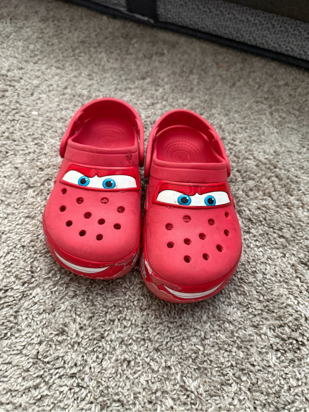CROCS Kids Red Lightning McQueen Clogs with Blue Eye Graphics
